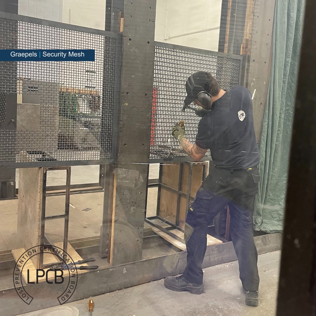 Graepels's tweet image. Proud to announce our mesh systems are now LPCB certified to LPS 1175 SR1 &amp;amp; SR2. Tested for forced entry and built for high-risk environments—security you can trust, backed by certification.
#LPCB #SR1 #SR2 #LPS1175 #SecurityMesh #CertifiedSecure #Graepels