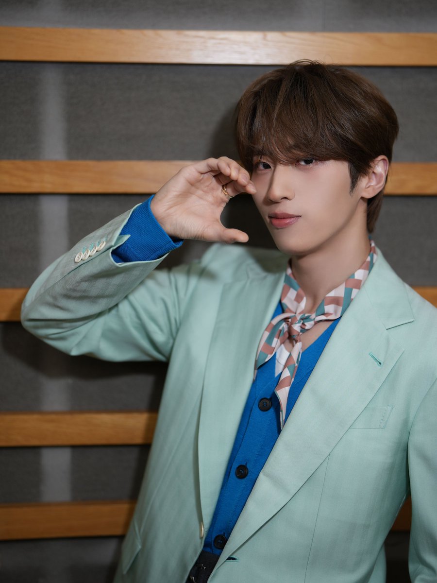 official__INI's tweet photo. [📸] 250702
フジテレビ
「2025 FNS歌謡祭 夏」

#許豊凡 #FENGFAN
#XUFENGFAN

Detail ❯❯ https://t.co/RzQuoqipvO

#FNS歌謡祭夏
#INI #INI_THE_ORIGIN 
#INI_Pineapple_Juice
#Todays_INI https://t.co/YkVwGxKGlq