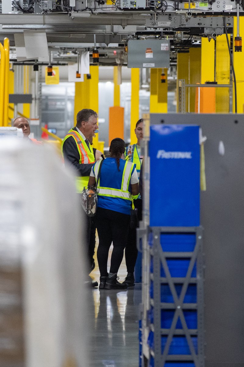 Rhode Island is open for business. Amazon’s $400M investment in their new Robotics Fulfillment Center in Johnston represents 1,500+ jobs in our state. This is a major win for our workforce and a sign of what’s possible when we prioritize innovation and economic growth.