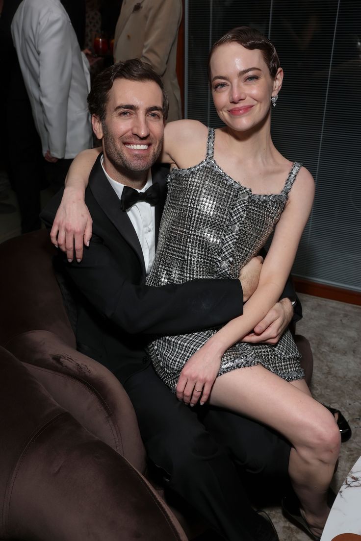 badpostestone's tweet image. Happy birthday to Emma Stone's husband Dave McCary. He's turning 40 today!🤍