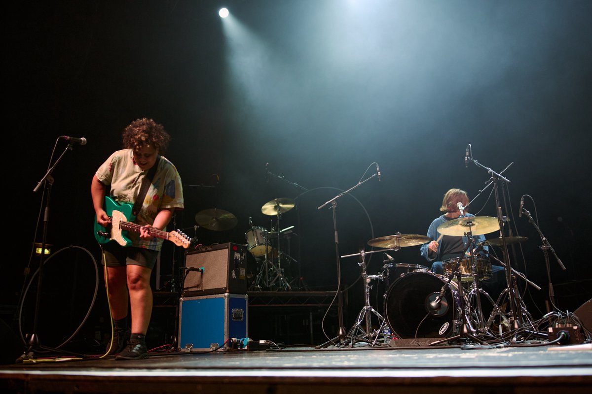 Liverpool Olympia (@lpoololympia) on Twitter photo 🤘 Rounding off our weekend with a high energy, pre-Glasto set from <a href="/futureislands/">Future Islands</a>, with support from <a href="/sacredpawsltd/">Sacred Paws</a>
📸 Photos by Kevin Barrett
👉 Check our Facebook or Insta for the full album and make sure to tag us in your pics too! 🤘 Rounding off our weekend with a high energy, pre-Glasto set from <a href="/futureislands/">Future Islands</a>, with support from <a href="/sacredpawsltd/">Sacred Paws</a>
📸 Photos by Kevin Barrett
👉 Check our Facebook or Insta for the full album and make sure to tag us in your pics too!