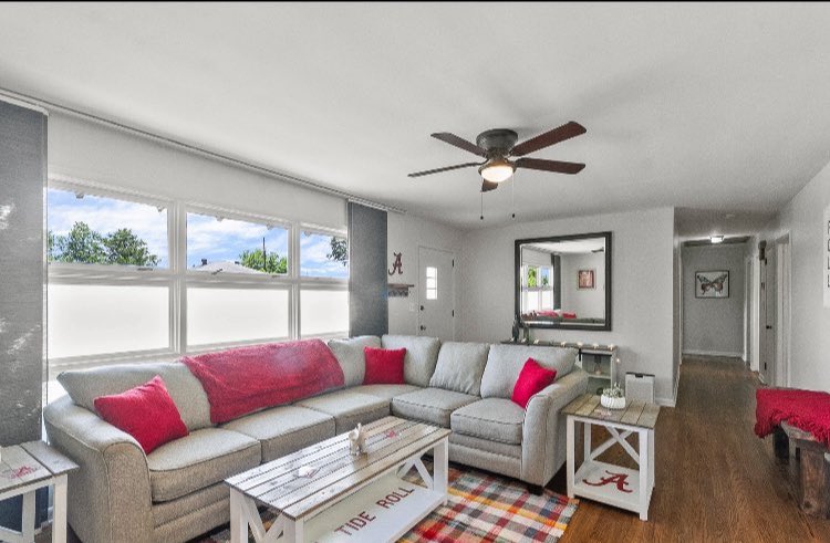 AndrewJBoneRE's tweet image. Tuscaloosa, Alabama Under contract! Happy buyers & happy sellers! Time for you to buy in T’town! Investors, parents, grandparents, student athletes, retirees. Let’s go! Roll Tide!