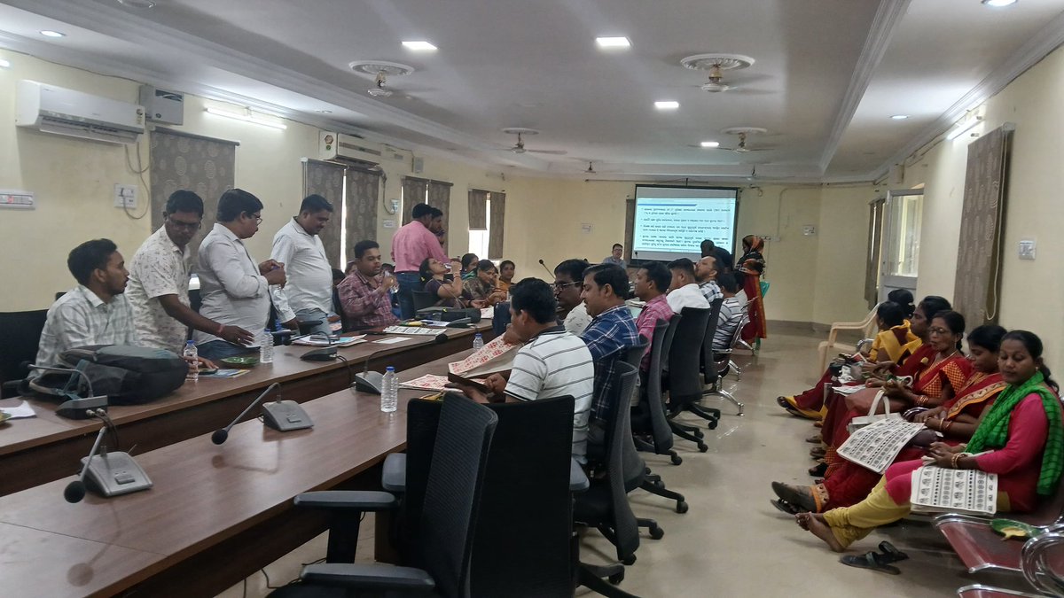 BdoBanpur's tweet photo. One day Block level workshop on panchayat advancement index 2.0 (PAI)-2.0 financial year 2025-26 dated 01-07-2025 and 02-07-2025 under Banpur Block in presence of Chairman Sir . https://t.co/eV2lNNeCSg