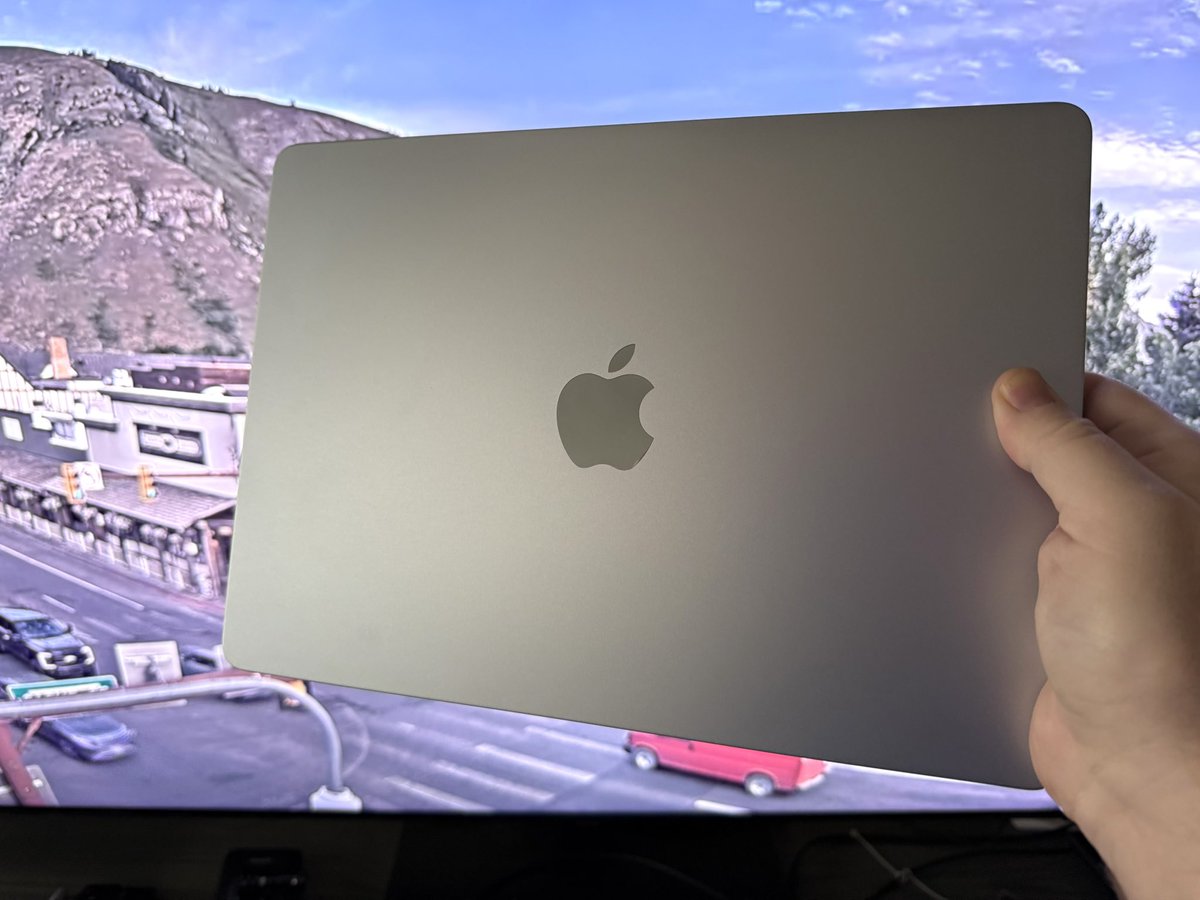 iamwaynegilbert's tweet photo. Instead of buying yet another phone… I picked these two incredible items for a great deal. #MacbookAir #M4 #AirPodPro2 So far I’m enjoying them both of them. The MacBook Air was an exceptional value. Maybe next time I’ll find the need to upgrade one of my phones. https://t.co/K1ivNtXum9