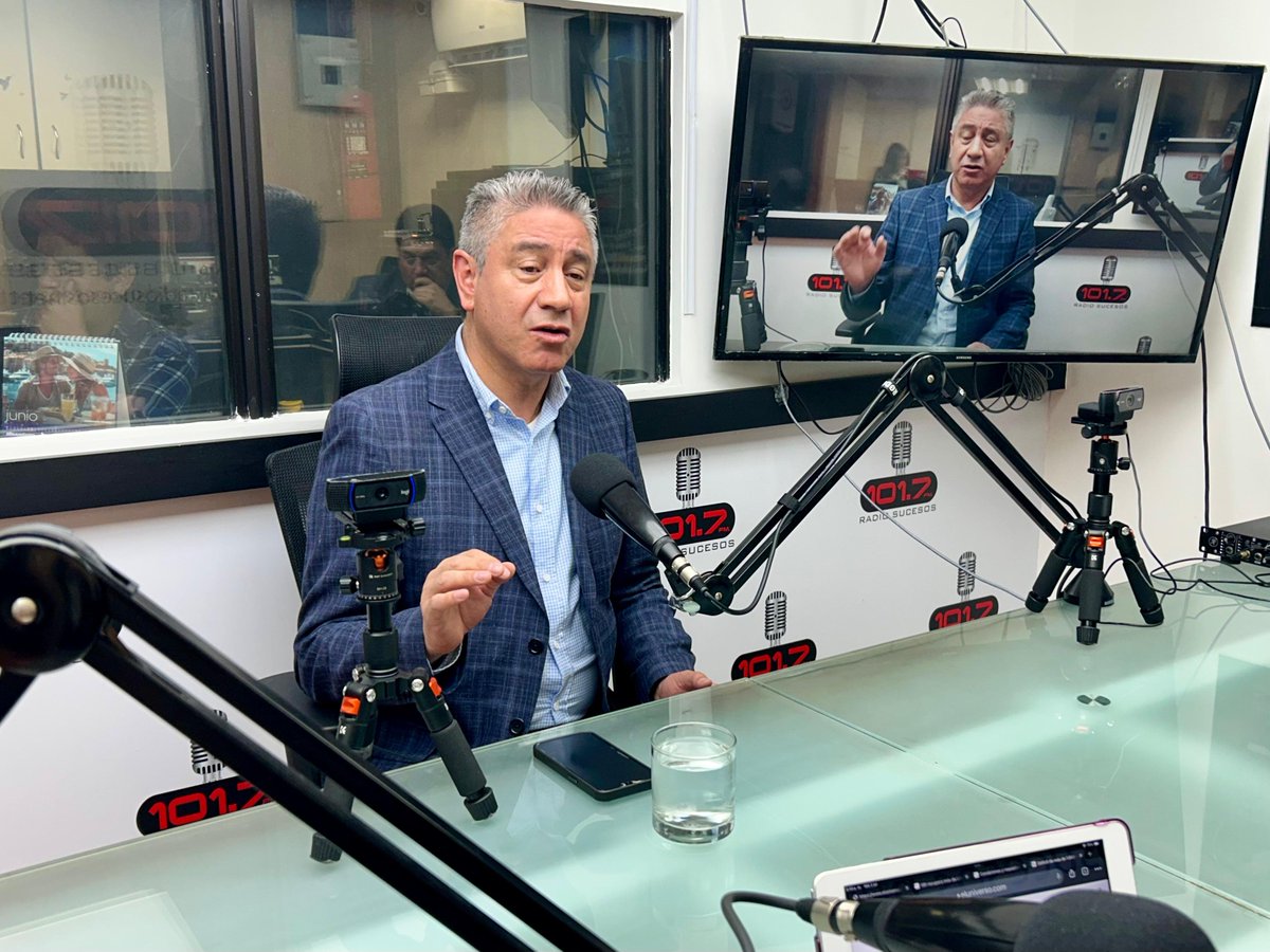 Radio Sucesos Ecuador (@radiosucesosec) on Twitter photo 🔴 #NoticieroSucesos con <a href="/verocha16/">Vero Larrea</a>
🎙️ Fausto Murillo <a href="/FaustoMurilloEC/">Fausto Murillo Fierro</a>, expresidente del Consejo de la Judicatura, señaló la urgencia de una reforma profunda en la justicia y la necesidad de una visión integral frente a la corrupción.
🗣️ “Ante un funcionario corrupto, sea juez o 🔴 #NoticieroSucesos con <a href="/verocha16/">Vero Larrea</a>
🎙️ Fausto Murillo <a href="/FaustoMurilloEC/">Fausto Murillo Fierro</a>, expresidente del Consejo de la Judicatura, señaló la urgencia de una reforma profunda en la justicia y la necesidad de una visión integral frente a la corrupción.
🗣️ “Ante un funcionario corrupto, sea juez o