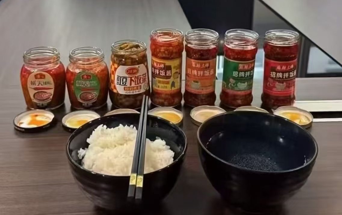 晚上七菜一汤🐶
吃撑了