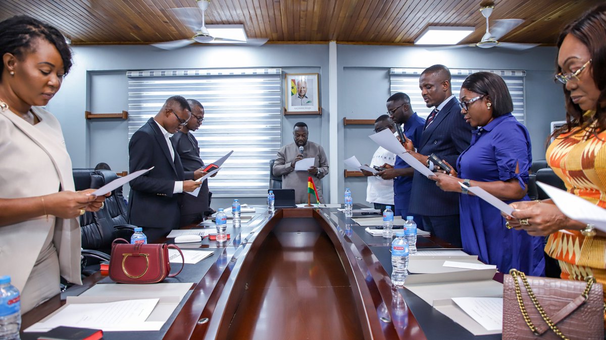 georgeoaddo's tweet image. On Monday, June 30th, on behalf of His Excellency President John Dramani Mahama, I swore in the board of the National Entrepreneurship and Innovation Programme (NEIP) at the Ministry of Youth Development and Empowerment. I urged the members of the newly formed board to be…