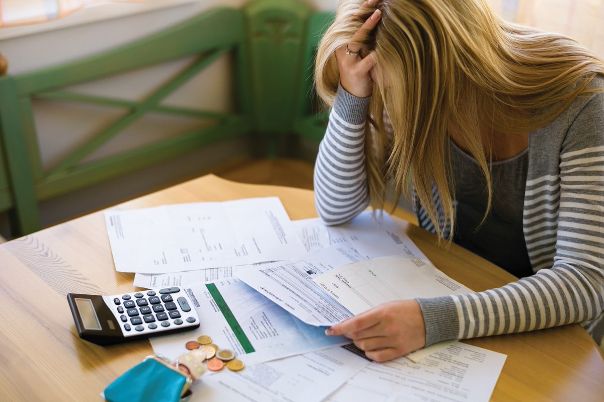 Having money troubles? Don't struggle on alone.

Access our free debt advice service to help you pull together a plan to deal with #debt. 

Call 0800 9154627 now and ask for debt advice.