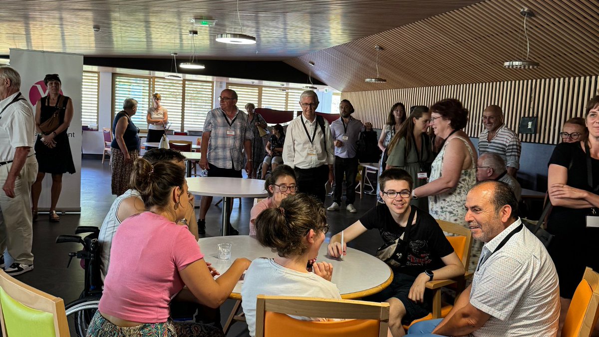 FMN78's tweet photo. #CDAPH I Aujourd’hui, la CDAPH était dans nos locaux pour une session externalisée 📍
Ils ont découvert notre Fondation, rencontré les élèves de l’IEM et visité nos infrastructures🏢
Merci à eux, à @Les_Yvelines et Emmanuel Souriau pour leur présence🙏 #Rencontre #Handicap https://t.co/u3GSrSUxEh