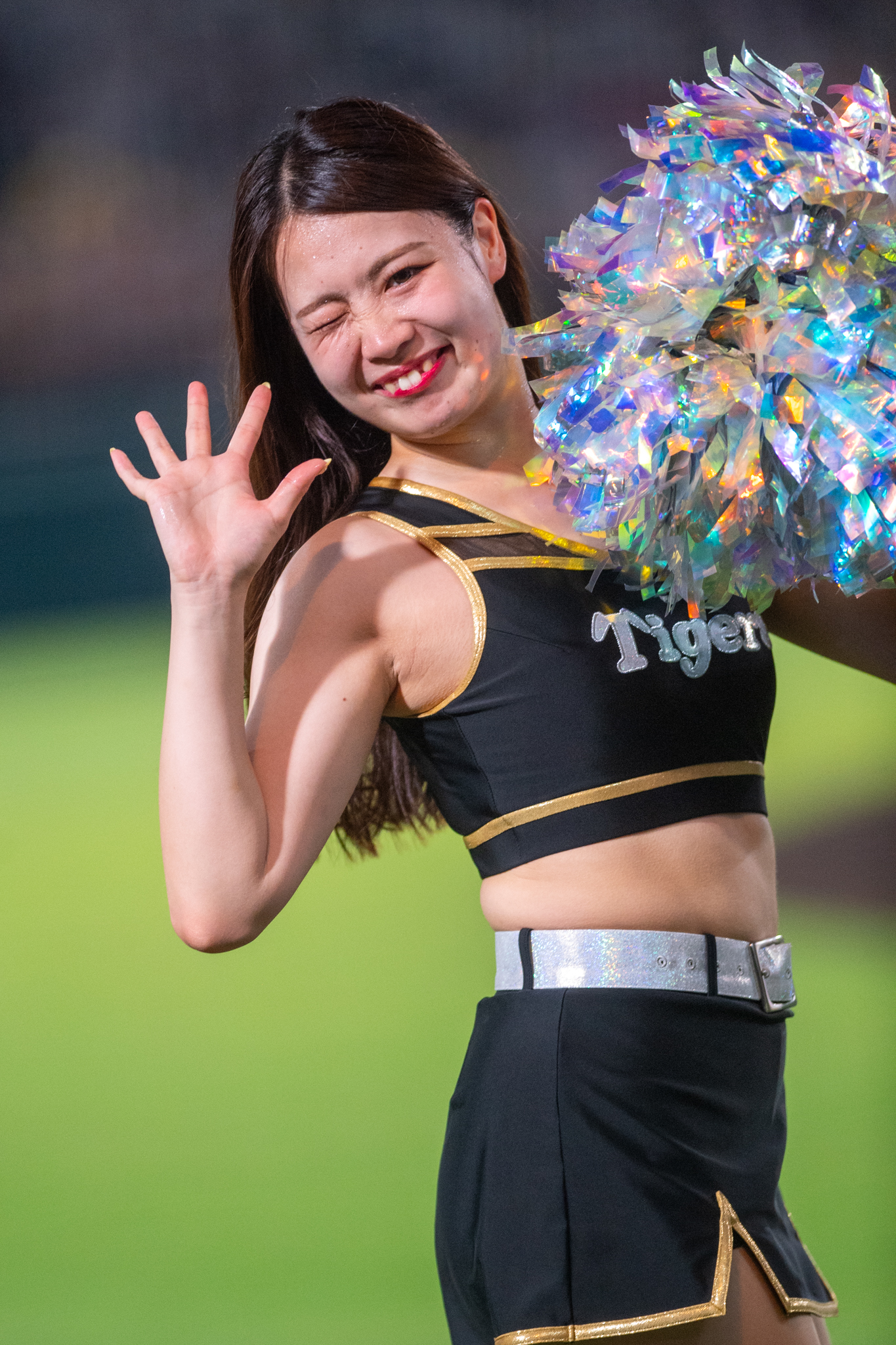 チアユニフォーム Amazon.co.jp: [ダルマ] 大阪府 大阪産業大学付属高校チア