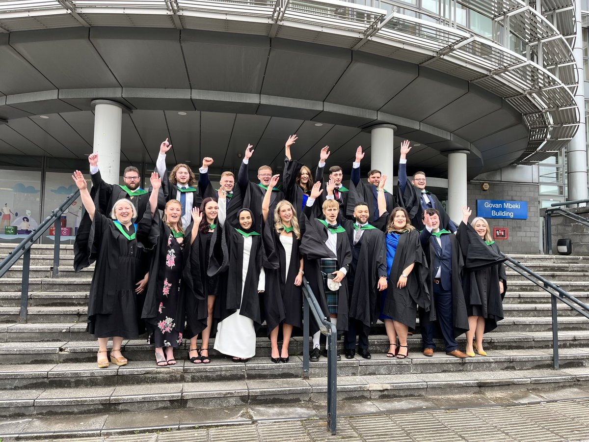 Mandy Abbott tweet media