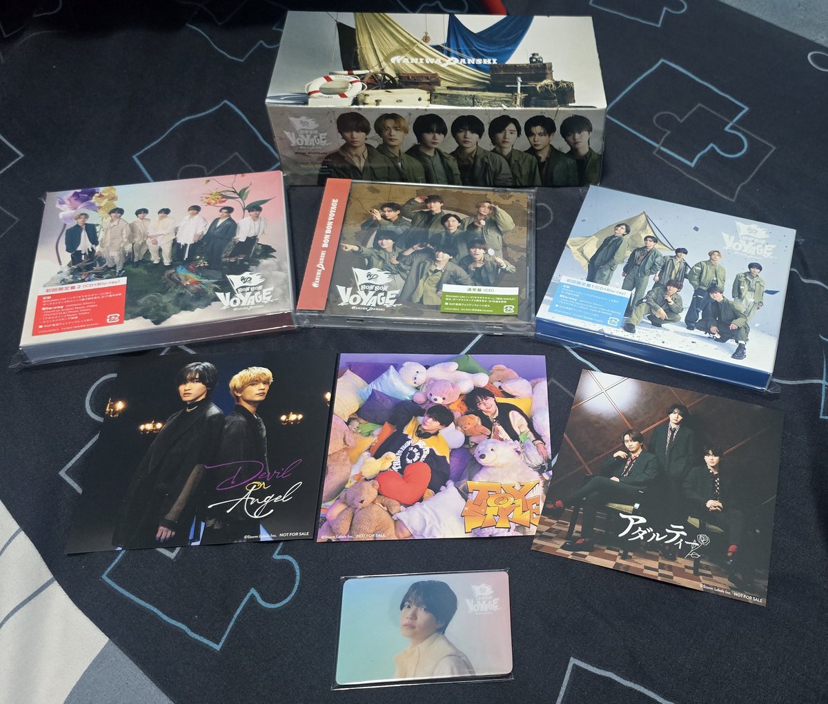 reechan_rk's tweet photo. Happy bon bon voyage release 🥹
Another masterpeace of naniwa danshi. love the vibe so much. 
I share all editions in my gdrive, like usual if anyone want can DM,
give me your gmail, and be kind when asking😃
Dont reshare to anyone pls

Enjoy the voyage nanifams 🥹

#riananiwa https://t.co/nOBtTdRY6B