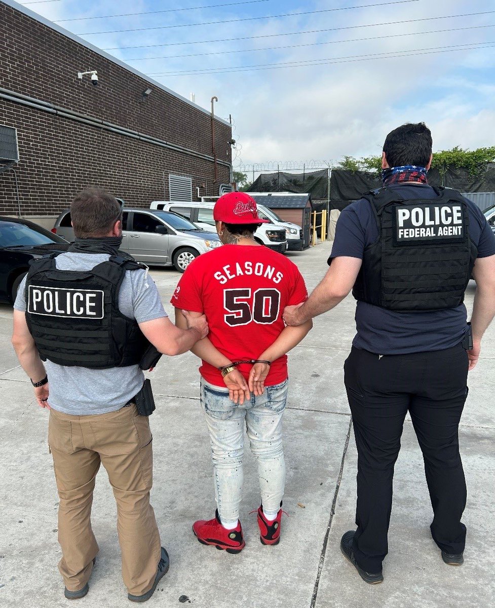 🚨 WHY SHOULD HE GET A FREE PASS? 🚨

Jose Cajina-Poveda was ordered removed last year. Instead of leaving, he decided to hang out in Aurora racking up domestic battery and disorderly conduct charges.

Question for you: How many chances do YOU think a criminal illegal should get?