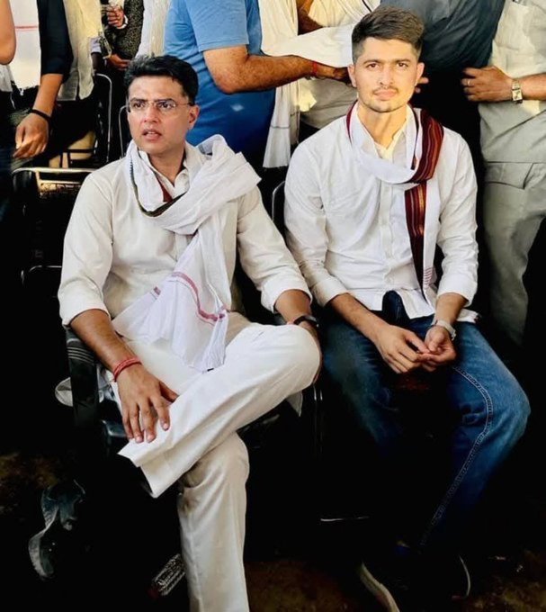 राजस्थान विश्वविद्यालय के ऊर्जावान छात्रसंघ अध्यक्ष बड़े भाई निर्मल चौधरी जी को जन्मदिवस की हार्दिक बधाई एवं शुभकामनाएँ।
ईश्वर से प्रार्थना है कि आपको उत्तम स्वास्थ्य, दीर्घायु और सतत छात्र सेवा की अटूट शक्ति प्रदान करें। 
#NirmalChoudhary 
<a href="/NirmlChoudhary/">Nirmal Choudhary</a>