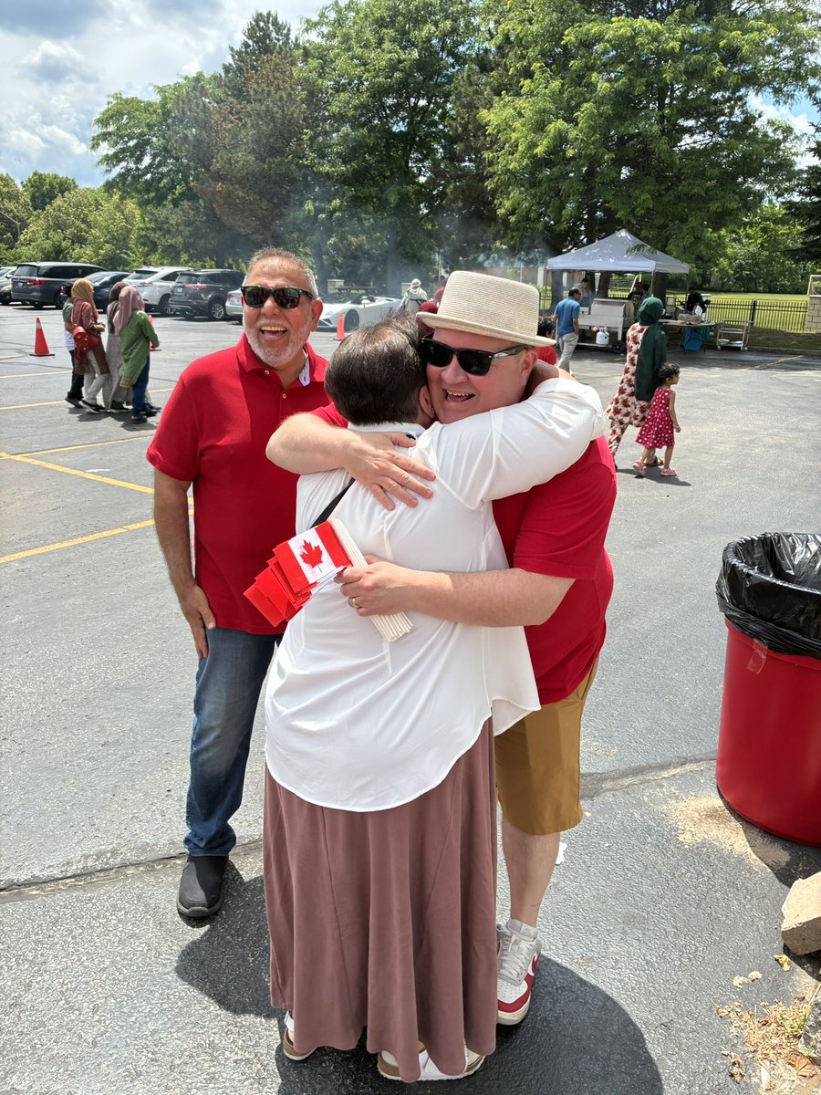 Bryan May tweet media