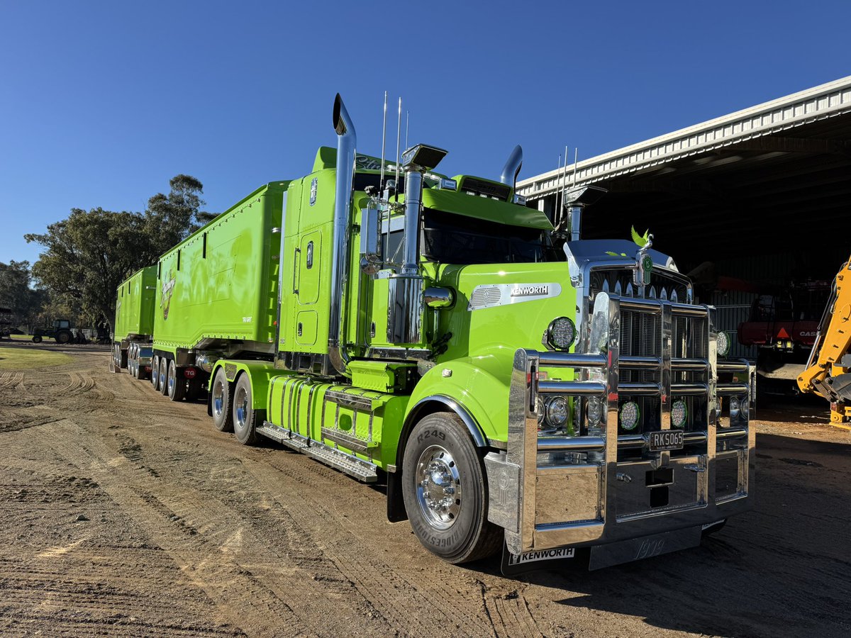 R&amp;K at it again. Dropped off a load of fert in a 3 week old Kermit the 90H. #shiney