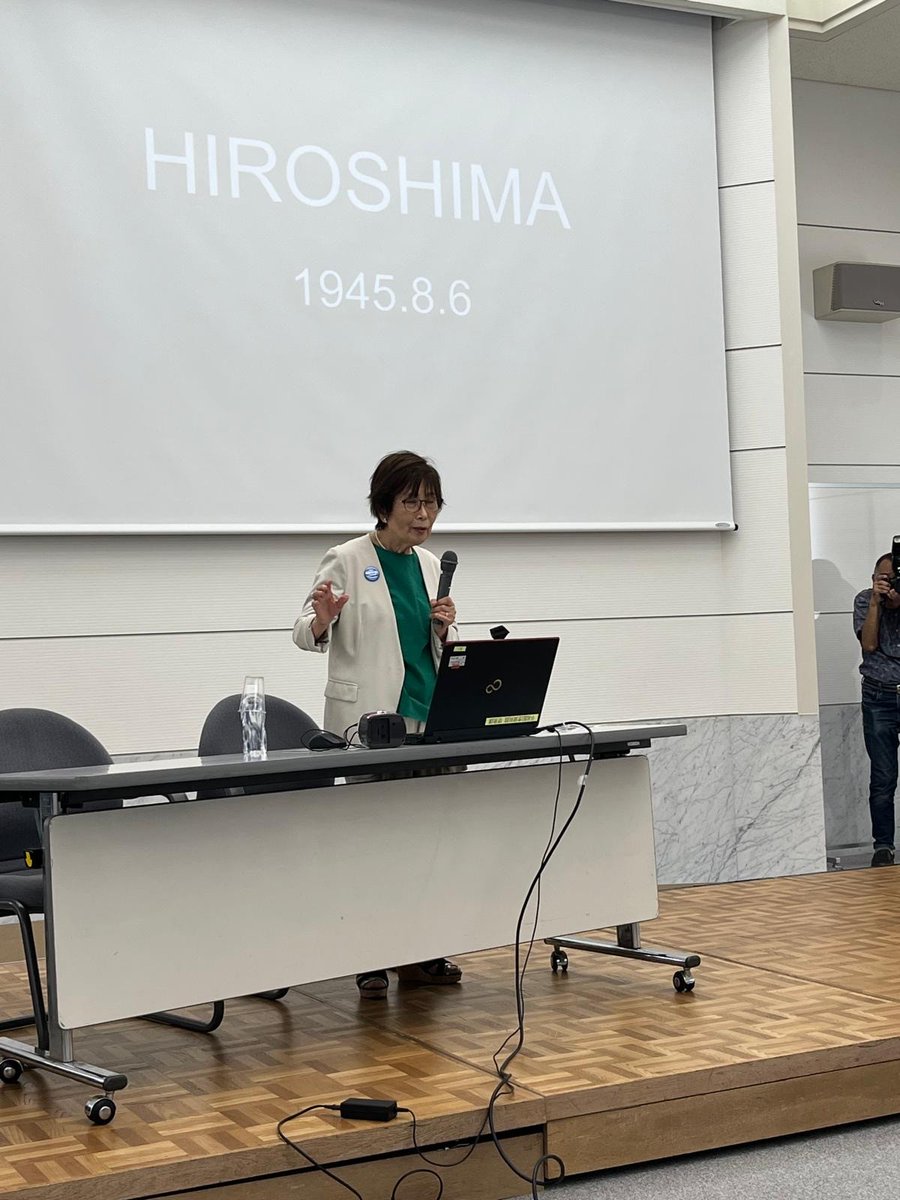 During their study visit to Hiroshima and Nagasaki 🇯🇵, participants in the #DisarmamentFellowship Programme met with the Hibakushas who shared their stories of sorrow and resilience.

Full story:
➡ chugoku-np.co.jp/articles/-/669…
➡ ktn.co.jp/news/detail.ph…
