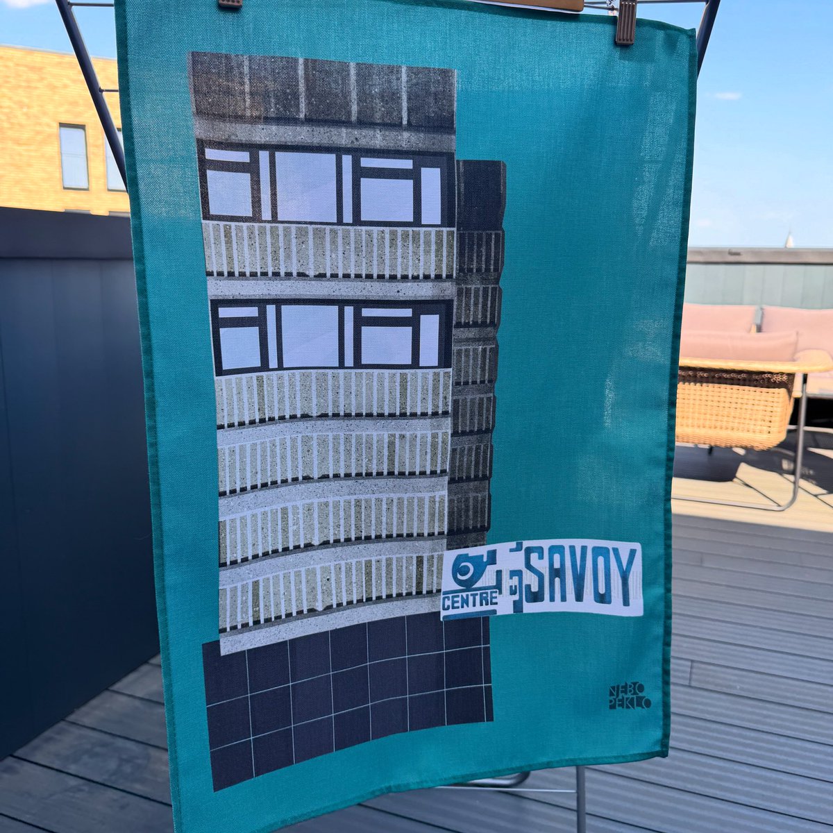 Savoy tea towels are now available on my website. Perfect gift for a Glasgow lover 🖤

I’ve been quiet online with no new drawings as I started a new FT job which is zapping all my energy. Hoping to start a new drawing this week &amp; it’s one I’ve been planning to draw for years 😁