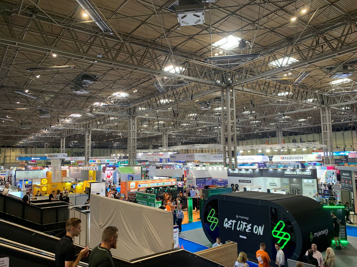 NpsSolution's tweet image. That’s a wrap on the Installer Show!🔧 Thanks to all who visited us at NEC Birmingham! 🌟 Missed us? Reach out: 02380 555999 #InstallerShow2025 #NextPowerSolution #SolarInstallers #HoymilesUK #RenewablesUK #Microinverters #SolarInnovation #NECBirmingham