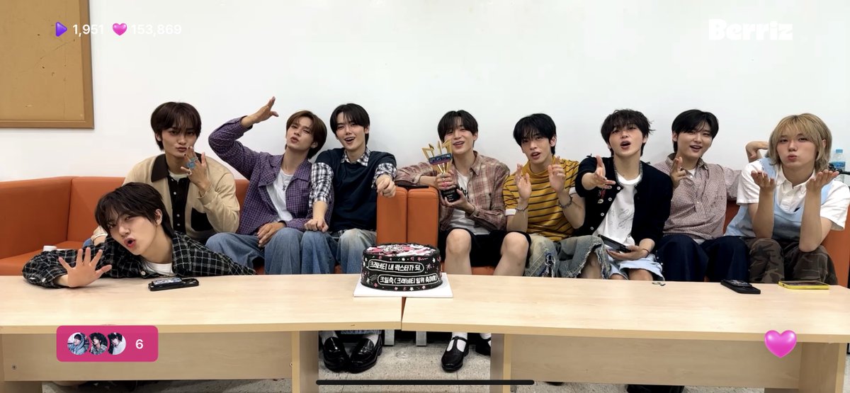 luvmeluvmy_k's tweet photo. 🏆🏆
#SetNetG02ndWin
#CRAVITY7thWin
#CRAVITY https://t.co/VDM2K2bzfq