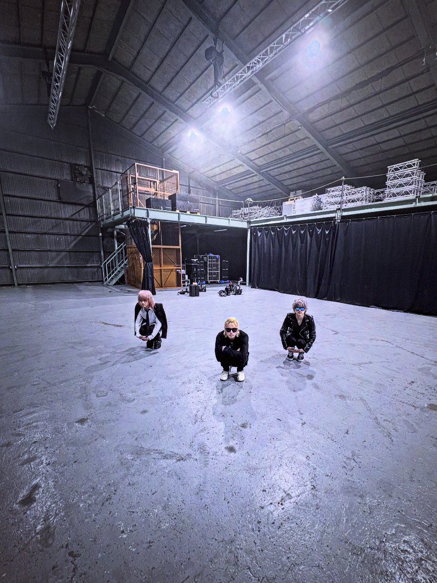 kyohey_tnt_dr's tweet image. T.N.T 1st Single 
「Starting Over」
レコチョク 週間ランキング
第2位！！

本当にありがとうございます🫶!!

非常に嬉しいので、メンバーとのぽつん写真あげます😎

youtu.be/_T17EiZKt9U?si…
↑ MVも見てねー🎥

#TNT
#TNT_startingover 
#ぽつんときょへシリーズ