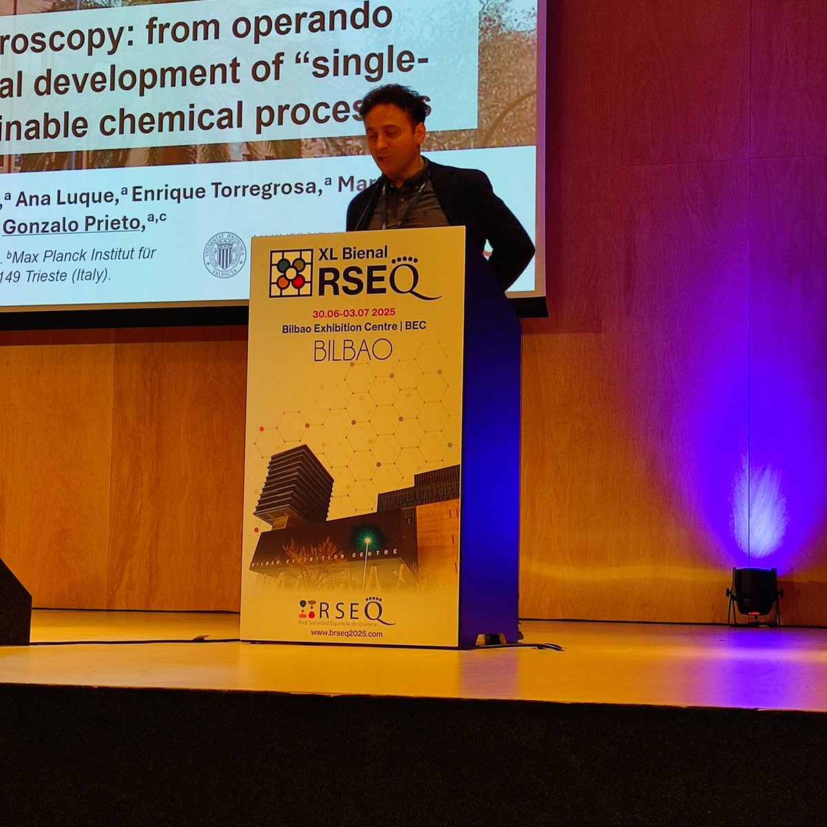 BienalRSEQ2025's tweet image. 💡 Auditorio 2 | S16: ALBA Synchrotron-Based Tools

Morning science starts now at #BQB2025!
Explore how synchrotron-based tools are shaping discoveries across multiple fields

@RSEQUIMICA @BEC_Bilbao