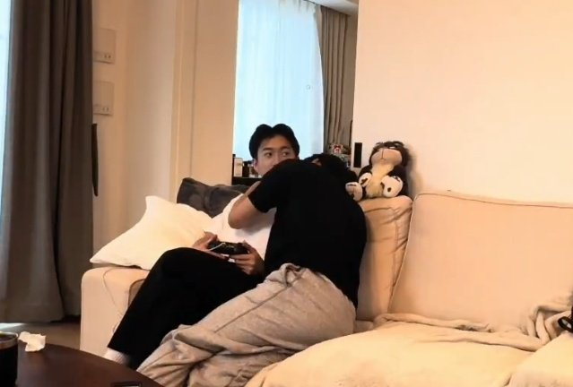 ᴋᴀy •.• tweet media