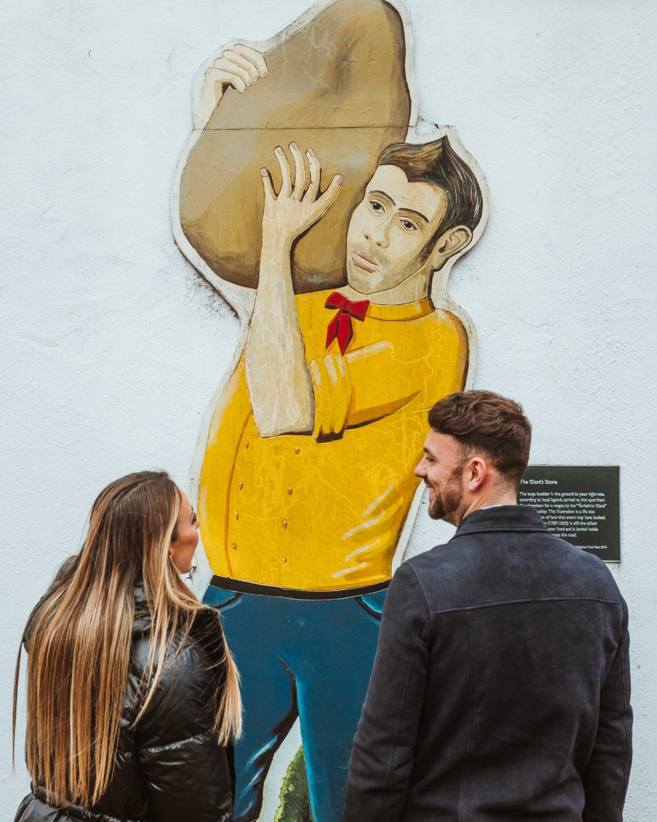 Giant Bradley Day returns to Market Weighton on 13th July for a day of family fun! loom.ly/XpMljMY