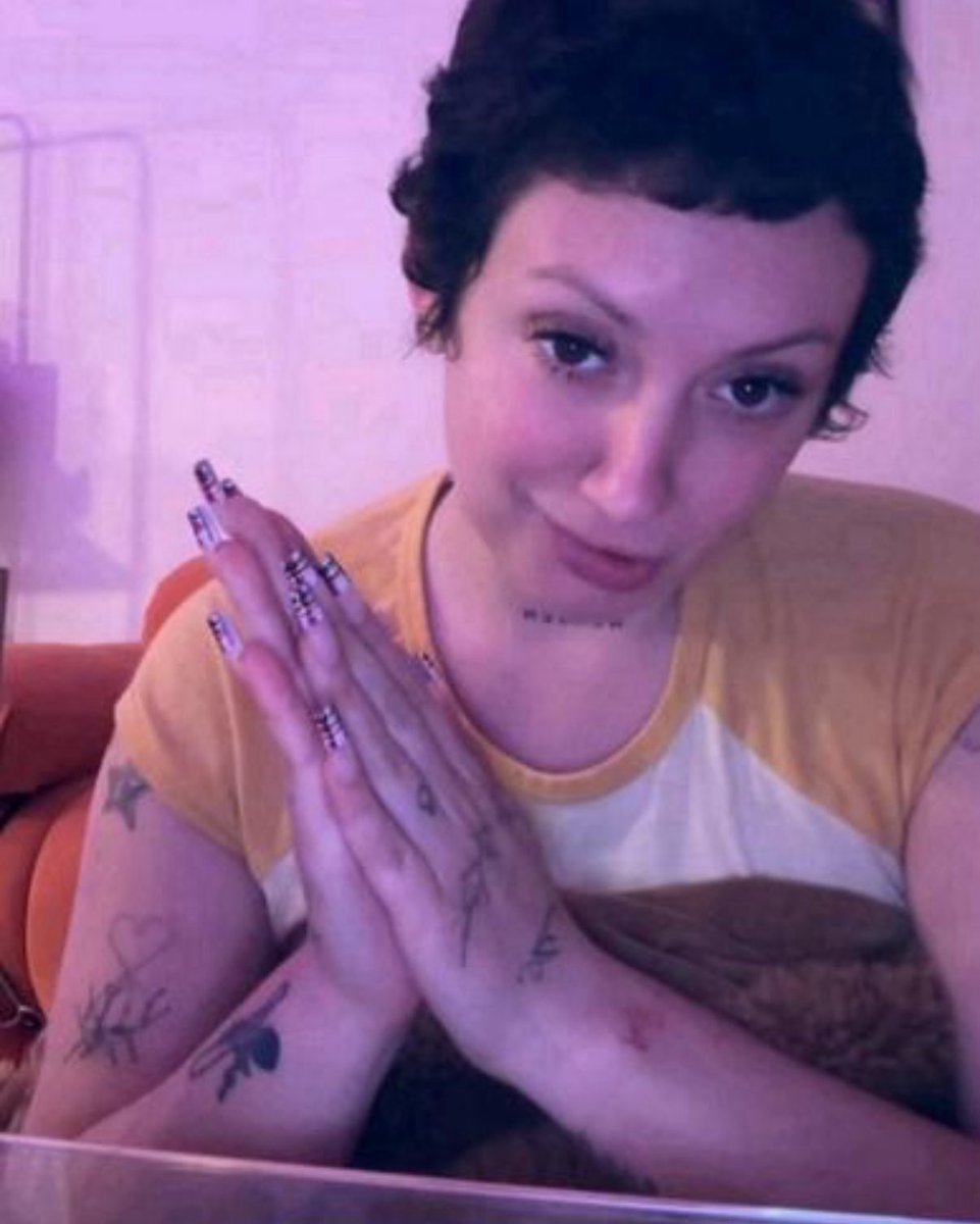 tripled0gdared's tweet image. I have a STRONG feeling Lucy’s gonna announce her NZ tour soon