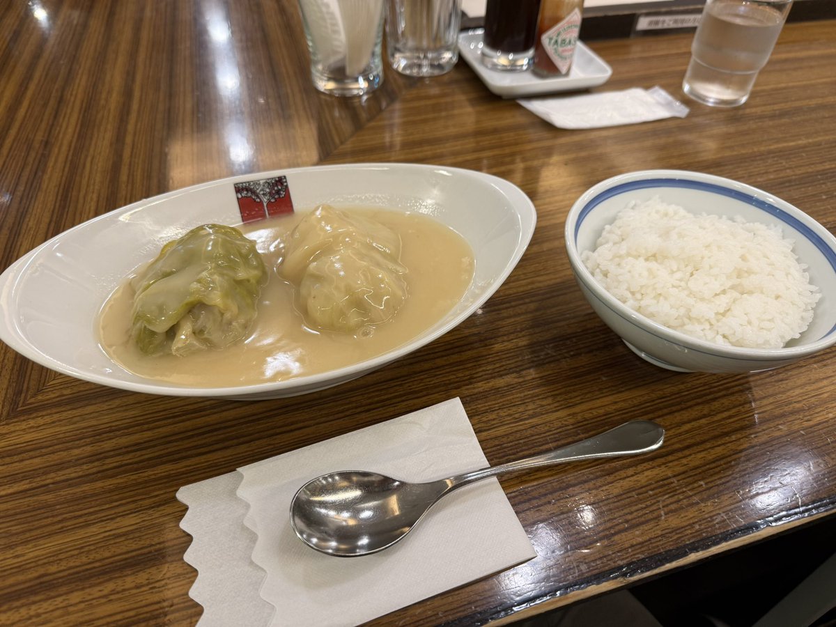 羽田空港でご飯
久しぶりにご飯🍚たべた