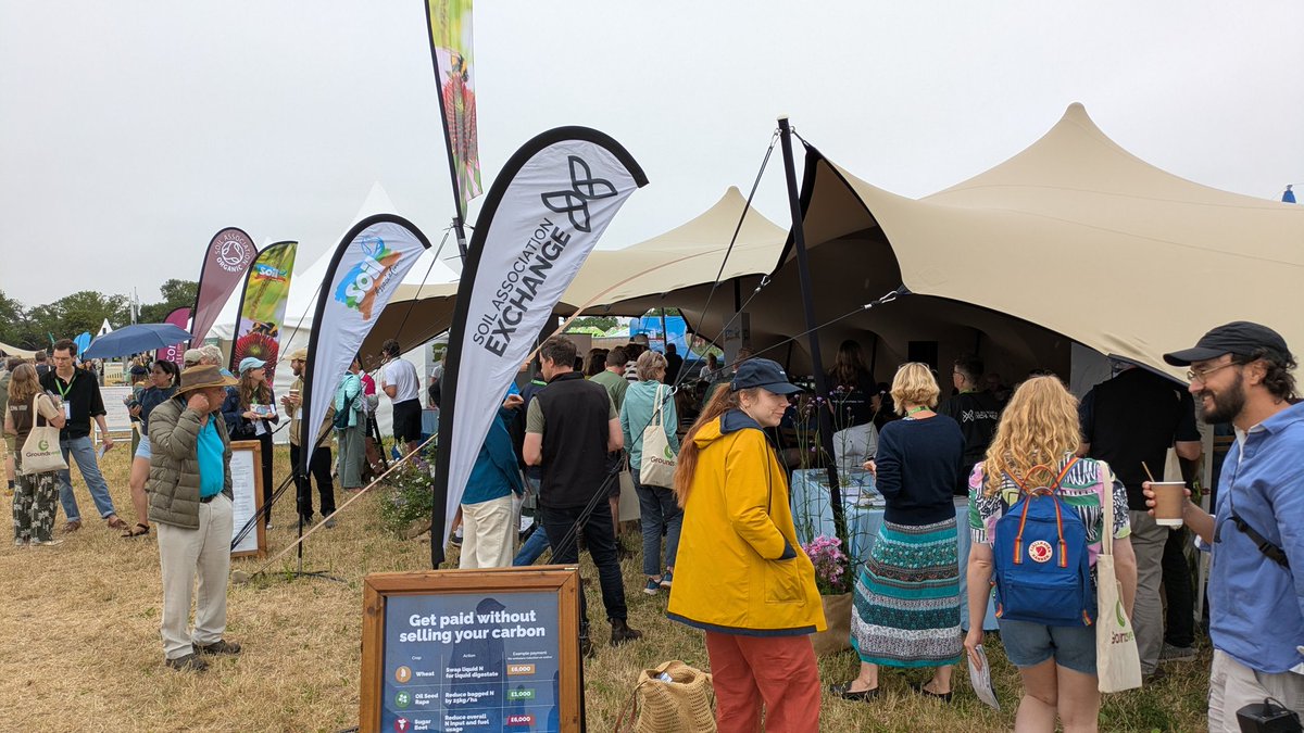 IFarmers's tweet photo. We're wondering...How many farmers and growers are still using the #groundswell25 hashtag?! Like this if you are. So we know you're there.
We're still here and have our real life stall in the @SoilAssociation tent. Come and say hello. We have a ton of knowledge from #fieldlabs https://t.co/AOAYFswZwR