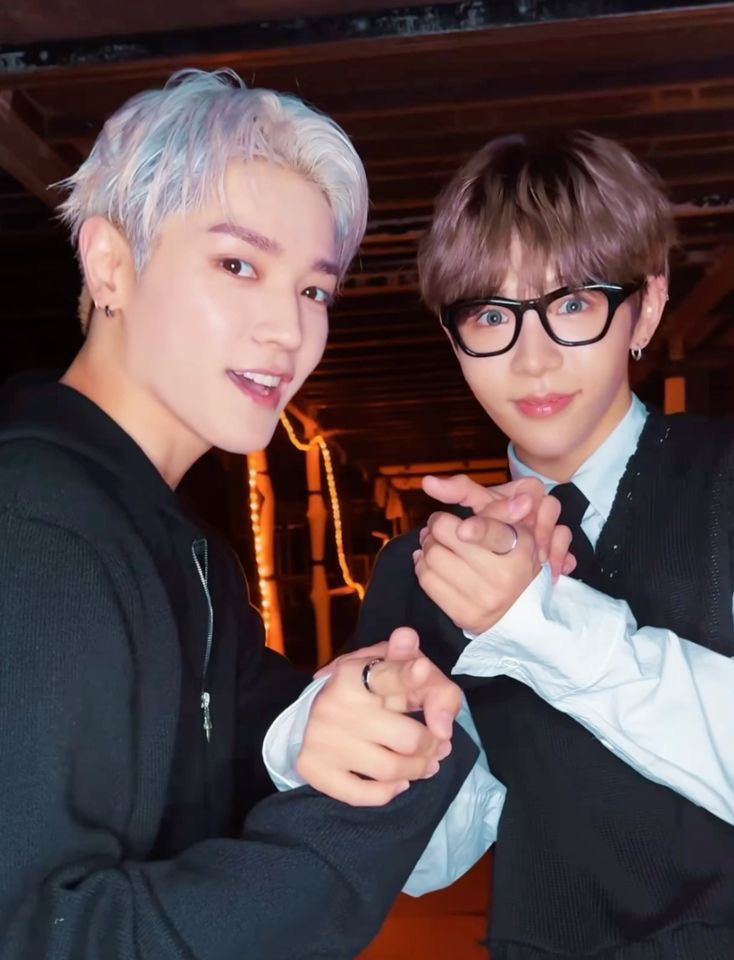 แทยงโชทาโร่นี่เป็นคู่ที่คีพคอนแทคมาก น้องโชนี่เร้กๆของฮยองตั้งแต่ nct ยันไปอยู่วงข้าว คอยให้คำปรึกษาติดต่อกันตลอด โคตรน่ารัก ㅜㅜ