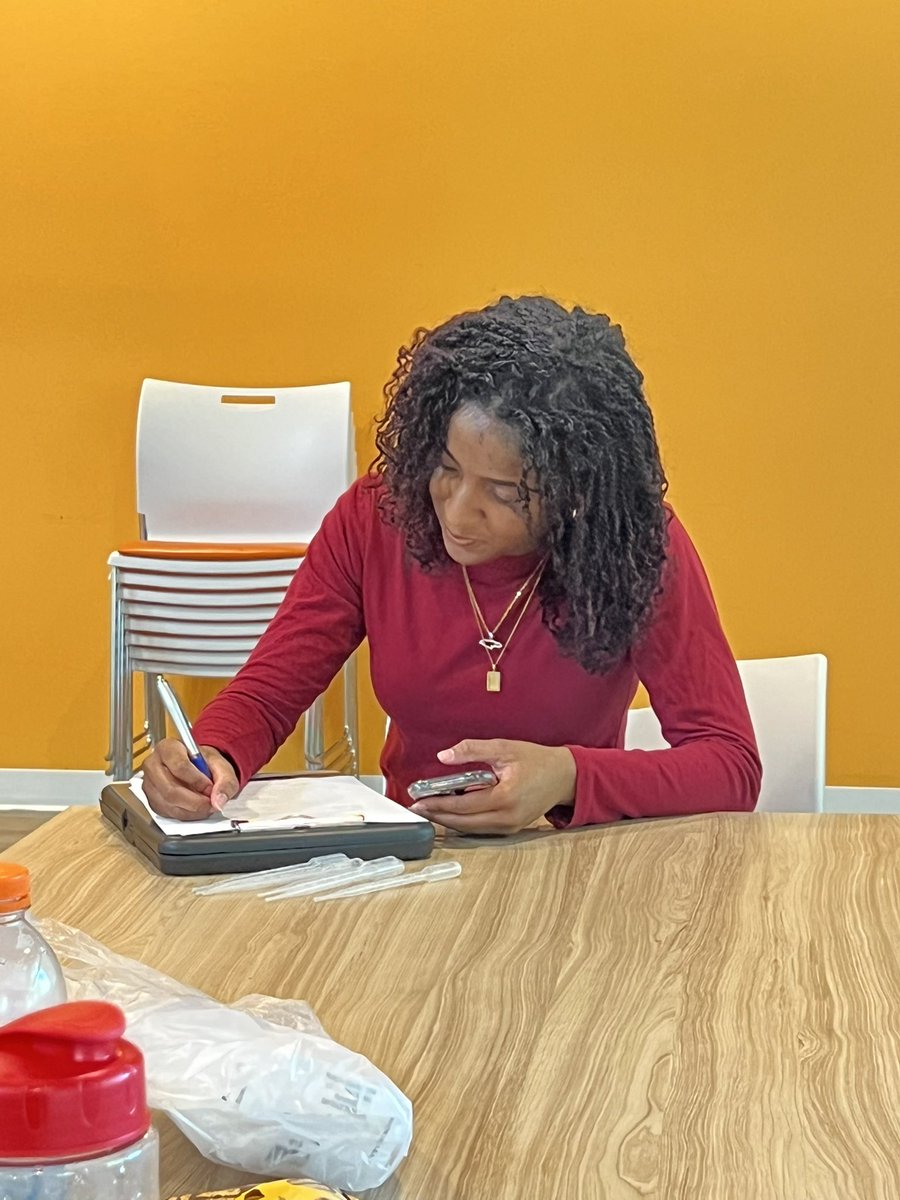 BrowardCTE's tweet photo. Ariel Anderson is making summer count at Nailed It DIY Studio! 🎨🔨
As an assistant intern, she’s helping lead campers in creative projects—from painting to building—all while gaining real-world experience. 🙌☀️
#CTEInternship #BCPSCTE #FutureReady #NailedItDIY #BrowardCTE https://t.co/kqVrOsHm5b
