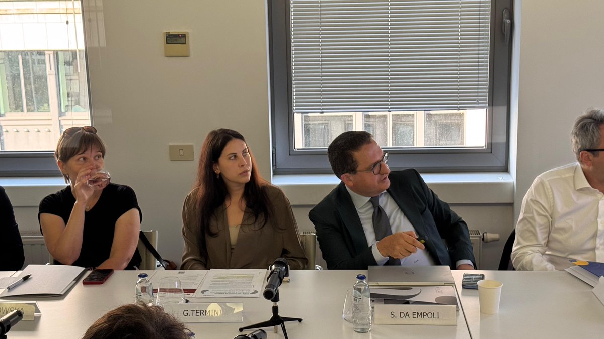 I-ComEU (@icomeurope) on Twitter photo 📌Today, full-house for discussing the impact of #AI on EU #competitiveness.
Many thanks to our speakers👏:
Ms Nikowska, HoU on AI at #EC
MEP <a href="/s_cavedagna/">Stefano Cavedagna</a> (#ECR)
<a href="/albertolabella/">Alberto La Bella</a>, Italian Perm. Rep.
Vasco da Silva, Allied for #Startups
<a href="/rollisonj/">Jeremy Rollison</a>, Microsoft
Thank you all! 📌Today, full-house for discussing the impact of #AI on EU #competitiveness.
Many thanks to our speakers👏:
Ms Nikowska, HoU on AI at #EC
MEP <a href="/s_cavedagna/">Stefano Cavedagna</a> (#ECR)
<a href="/albertolabella/">Alberto La Bella</a>, Italian Perm. Rep.
Vasco da Silva, Allied for #Startups
<a href="/rollisonj/">Jeremy Rollison</a>, Microsoft
Thank you all!