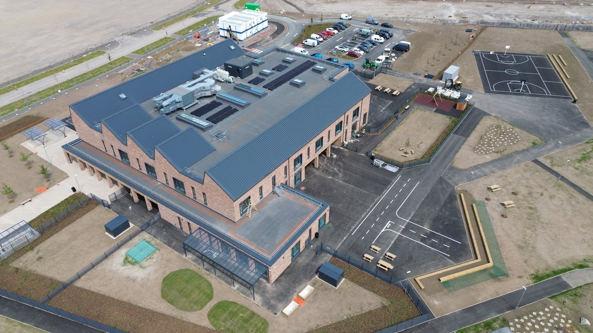 Two new primary schools have officially been handed over to East Lothian Council. Hub South East delivered the new schools at Blindwells and Craighall with main contractor Balfour Beatty leading the project. 

Read the full story: orlo.uk/G0ta0