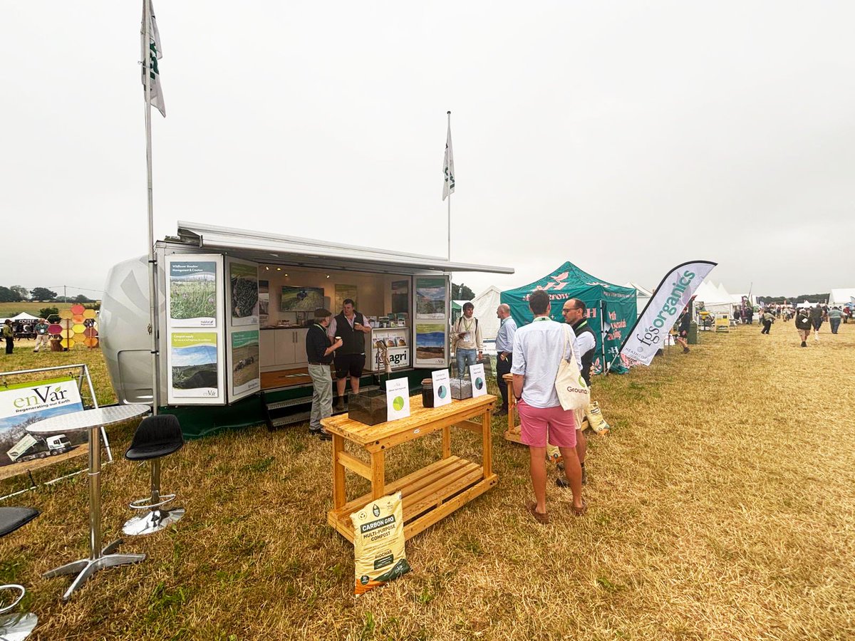 EnvarComposting's tweet image. 🌱 We are @ Groundswell 2025!
From food & green waste to high-quality compost –discover how Envar is helping farmers & land managers regenerate soils, reduce emissions & close the loop on organic waste.
Come find us @ Pasture Field, Stand F4
#Groundswell2025 #EnvarComposting
