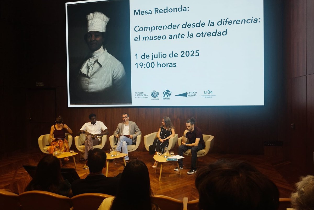 Historia Pública (@historiapublik) on Twitter photo ✨ ¡Gracias a todas y todos! ✨
A quienes nos acompañaron y enriquecieron la mesa redonda “Comprender desde la diferencia: el museo ante la otredad”, realizada en el marco del ciclo #PensandoMuseos en <a href="/MuseoThyssen/">Museo Thyssen</a>.
💫 ¡Nos vemos en los próximos encuentros!
📷<a href="/cbamadrid/">Círculo de Bellas Artes - Casa Europa</a> ✨ ¡Gracias a todas y todos! ✨
A quienes nos acompañaron y enriquecieron la mesa redonda “Comprender desde la diferencia: el museo ante la otredad”, realizada en el marco del ciclo #PensandoMuseos en <a href="/MuseoThyssen/">Museo Thyssen</a>.
💫 ¡Nos vemos en los próximos encuentros!
📷<a href="/cbamadrid/">Círculo de Bellas Artes - Casa Europa</a>