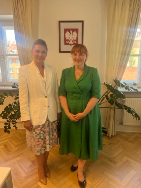 O współpracy szkoleniowej AD z mołdawskim Instytutem Dyplomacji dyr. I. Woicka-Żuławska rozmawiała z J.E. Violetą Agrici - ambasador Rep. Mołdawii w Polsce. Dziękujemy za interesujące spotkanie.