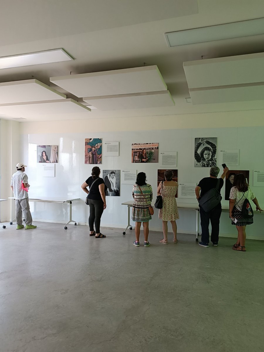 iceas_ong's tweet photo. #Exposición #MujeresGitanasReferentes 💜💪
Hemos ido al CJ Pipo Velasco para conocer esta exposición gratuita, resultado del trabajo de visibilización de mujeres gitanas lideresas.
#VisibilizandoMujeresReferentes
#VisibilizandoALaMujerGitana
#Autocuidado
#Agnódice ♀️♂️ https://t.co/O75837seVJ