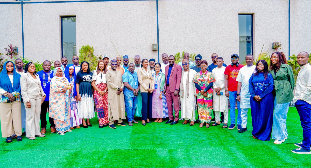 The #PBF CSO Workshop kicks off today in Abuja! 🕊️

We join CSOs from 🇳🇬🇨🇲🇹🇩🇳🇪 to:

🔸 Strengthen peacebuilding efforts
🔸 Tackle cross-border challenges
🔸 Enhance fund management skills
🔸 Shape local solutions for lasting peace in the #LakeChadBasin

#CrossBorderPeacebuilding