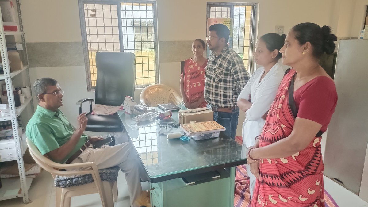 CDHOMeh's tweet photo. બેચરાજી તાલુકાના પ્રા.આ.કે.આસજોલના પેટા આરોગ્ય કેન્દ્ર ચડાસણાની મુખ્ય જીલ્લા આરોગ્ય અધિકારી સાહેબશ્રી ની મુલાકાત દરમ્યાન હાજર સ્ટાફને જરૂરી માર્ગદર્શન અને સૂચનો આપેલ તેમજ મમતા સેશનની મુલાકાત લઈ સબંધિત સ્ટાફને જરૂરી માર્ગદર્શન અને સૂચનો કરેલ. #fildvisit #supervisionandmonitoring https://t.co/prxMolmrtE
