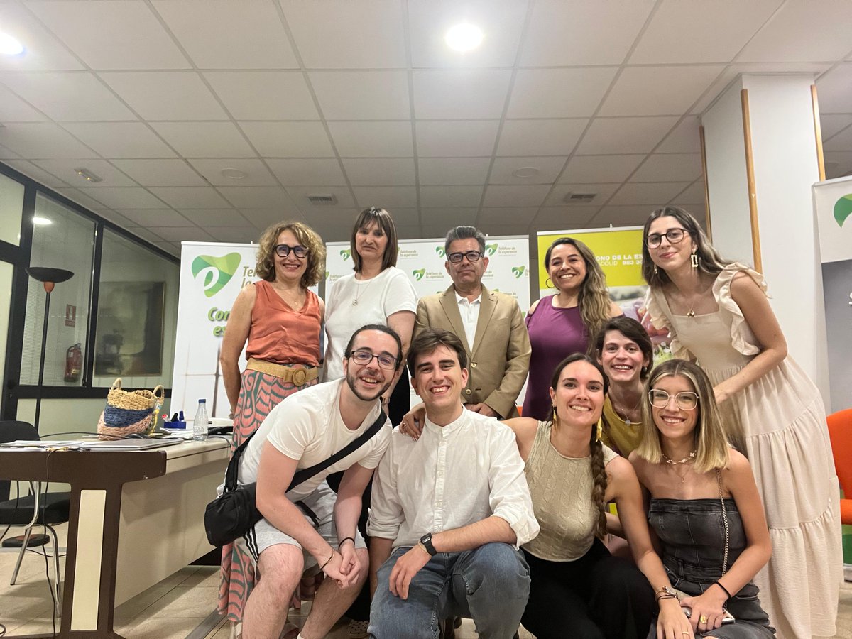 📍Nuestros alumnos del 𝐌𝐚́𝐬𝐭𝐞𝐫 𝐞𝐧 𝐃𝐢𝐫𝐞𝐜𝐜𝐢𝐨́𝐧 𝐲 𝐆𝐞𝐬𝐭𝐢𝐨́𝐧 𝐝𝐞 𝐑𝐑𝐇𝐇 han tenido la oportunidad de conocer de cerca la labor del 𝐓𝐞𝐥𝐞́𝐟𝐨𝐧𝐨 𝐝𝐞 𝐥𝐚 𝐄𝐬𝐩𝐞𝐫𝐚𝐧𝐳𝐚, una asociación con un profundo impacto social 🤝