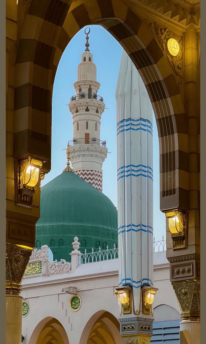 “(Ey mü’minler!) And olsun ki Rasûlullâh’ta sizin için, Allâh’a ve âhiret gününe kavuşmayı umanlar ve Allâh’ı çok zikredenler için bir üsve-i hasene iktidâya şâyan en güzel bir örnek vardır.” el-Ahzâb, 21
Hz Muhammed sav. Islam Peygamber Şeriat 
#lemandergisikapatılsın #karikatür