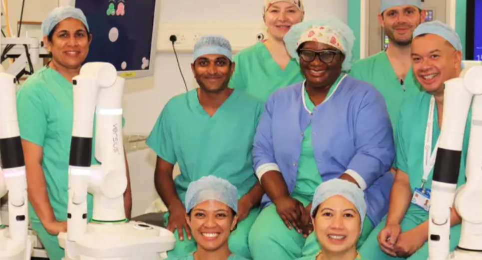 The Confederation of British Surgery (@uksurgeons) on Twitter photo Former patient funds groundbreaking surgical training programme for the hospital that saved her life with bowel cancer surgery bbc.co.uk/news/articles/… #cancersurgery #UKsurgeons <a href="/BBCNews/">BBC News (UK)</a> Former patient funds groundbreaking surgical training programme for the hospital that saved her life with bowel cancer surgery bbc.co.uk/news/articles/… #cancersurgery #UKsurgeons <a href="/BBCNews/">BBC News (UK)</a>