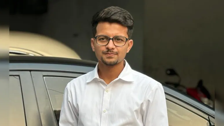 ndtv's tweet photo. Blog | The 'Mango' Mishras Of Bengal: Education, Corruption And A Free Pass - "A priest's son who became a lawyer bunks the courtroom, takes on a handout job, and aims to make money through bribes. This is not just corruption, it is a rot." By @saikat88
https://t.co/oXU76eI0Wr https://t.co/4zLQwFprFR