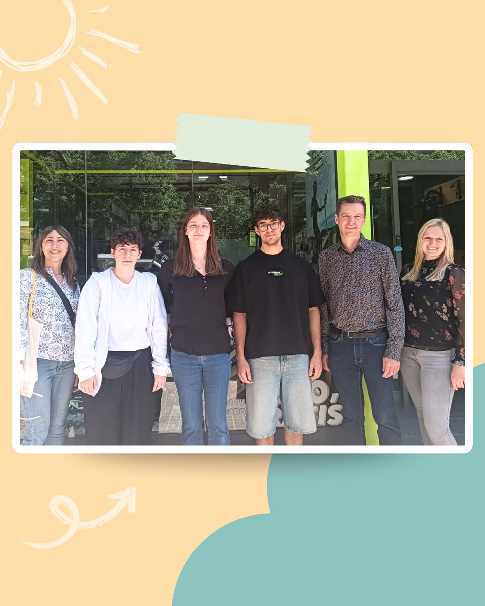 PiValenciaa's tweet photo. Delighted to welcome our latest German Erasmus participants to Valencia! 🇪🇸 ☀️

#erasmusstudent #valencia #esn #studyabroad #myerasmus https://t.co/b33x4yDNMD