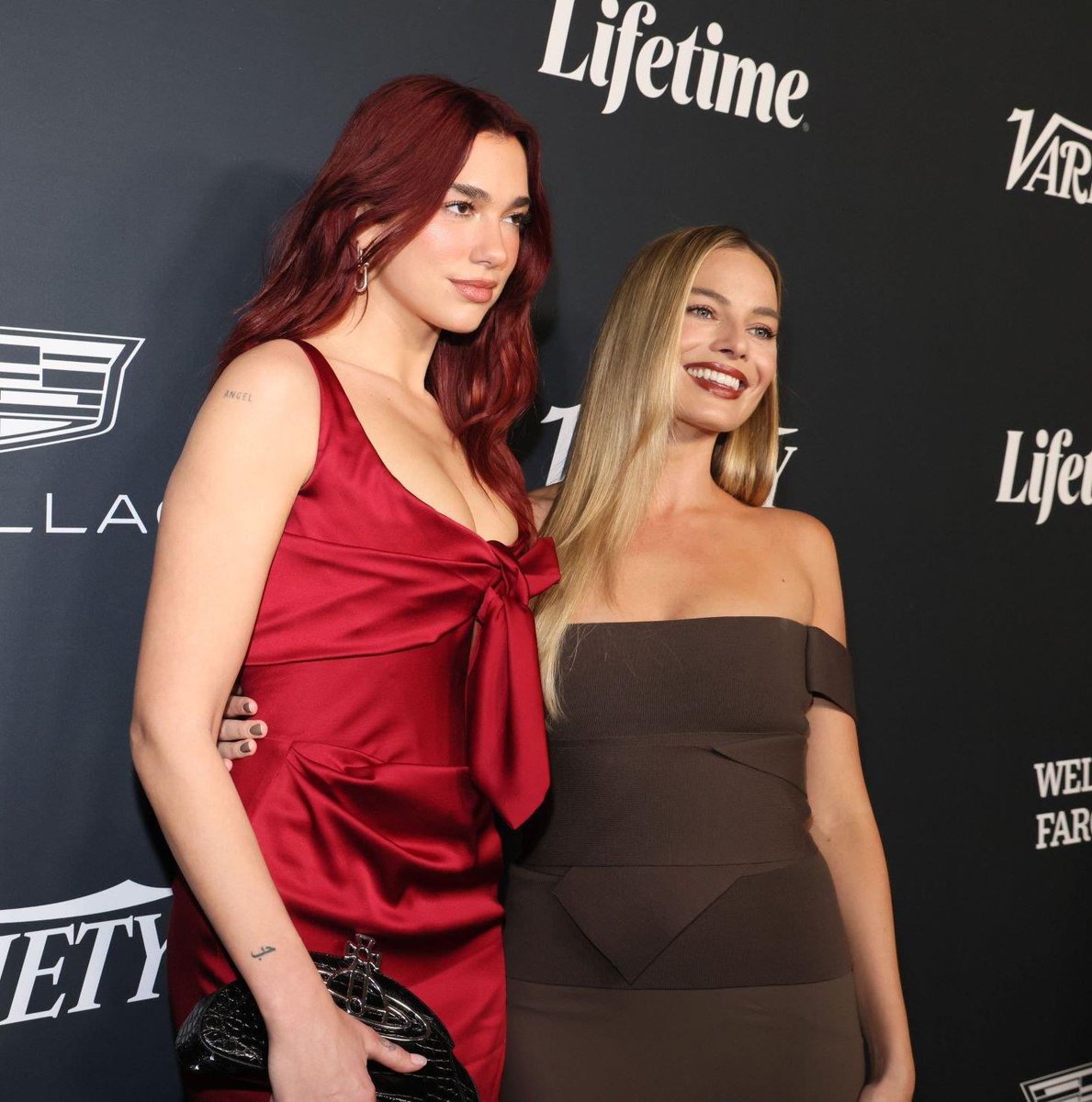 JonnyLeTran5's tweet photo. Dua Lipa and Margot Robbie 😍 #DuaLipa #MargitRobbie #Variety #PowerOfWoman #beautiful https://t.co/KFTC2re9vD