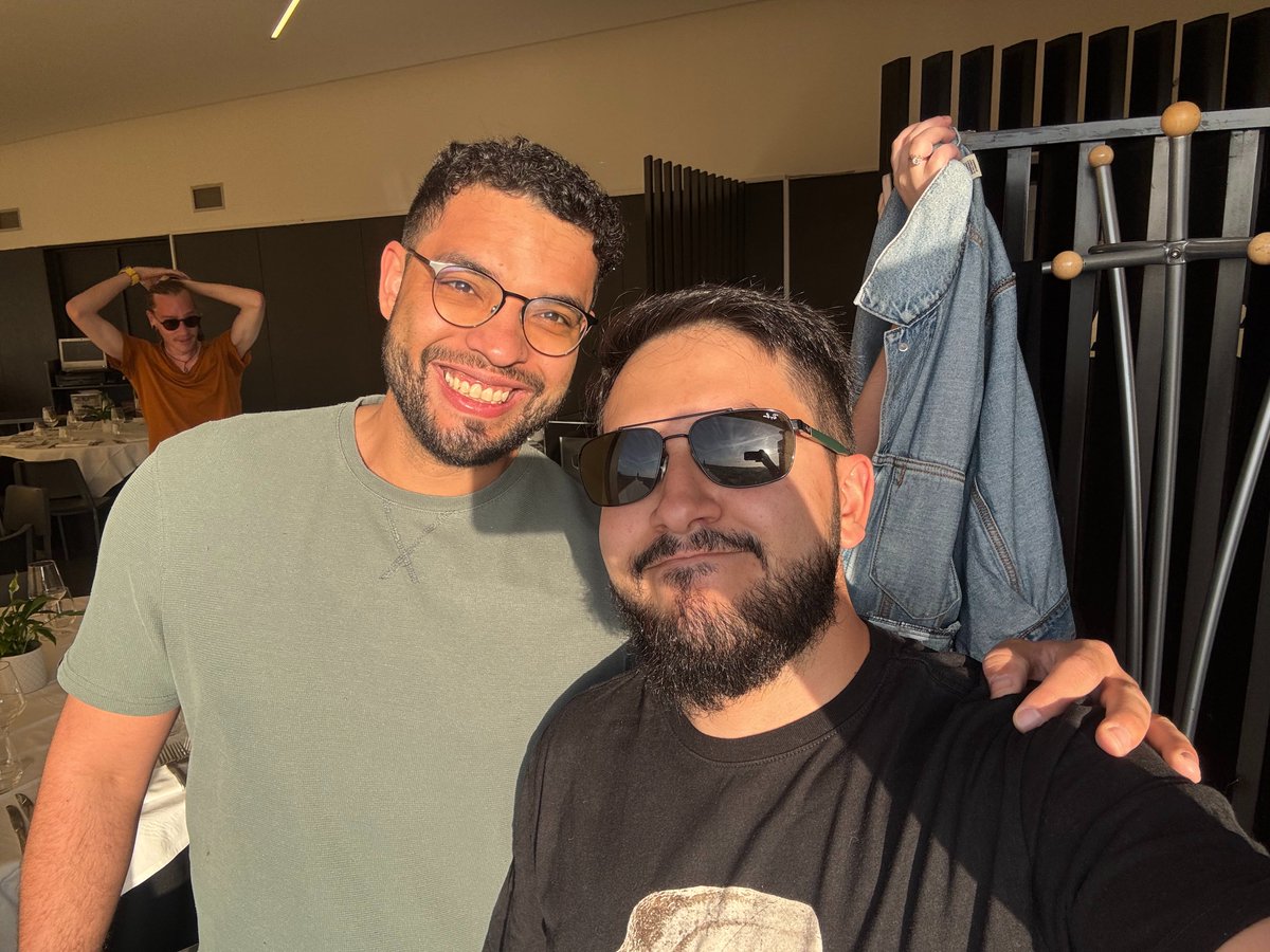 ythecombinator's tweet image. Começando Julho com gratidão por ter revisto uma galera massa de Fortal por aí durante Maio e Junho...
🇨🇿 Praga: @holyshtjoe e @bmacabeus →
🇵🇹 Coimbra: @VitorMalencar (e @macabeus outra vez!) na @JNationConf →
🇳🇱 Amsterdã: @tsirlucas no @ReactSummit
#deFortalezaParaOMundo…