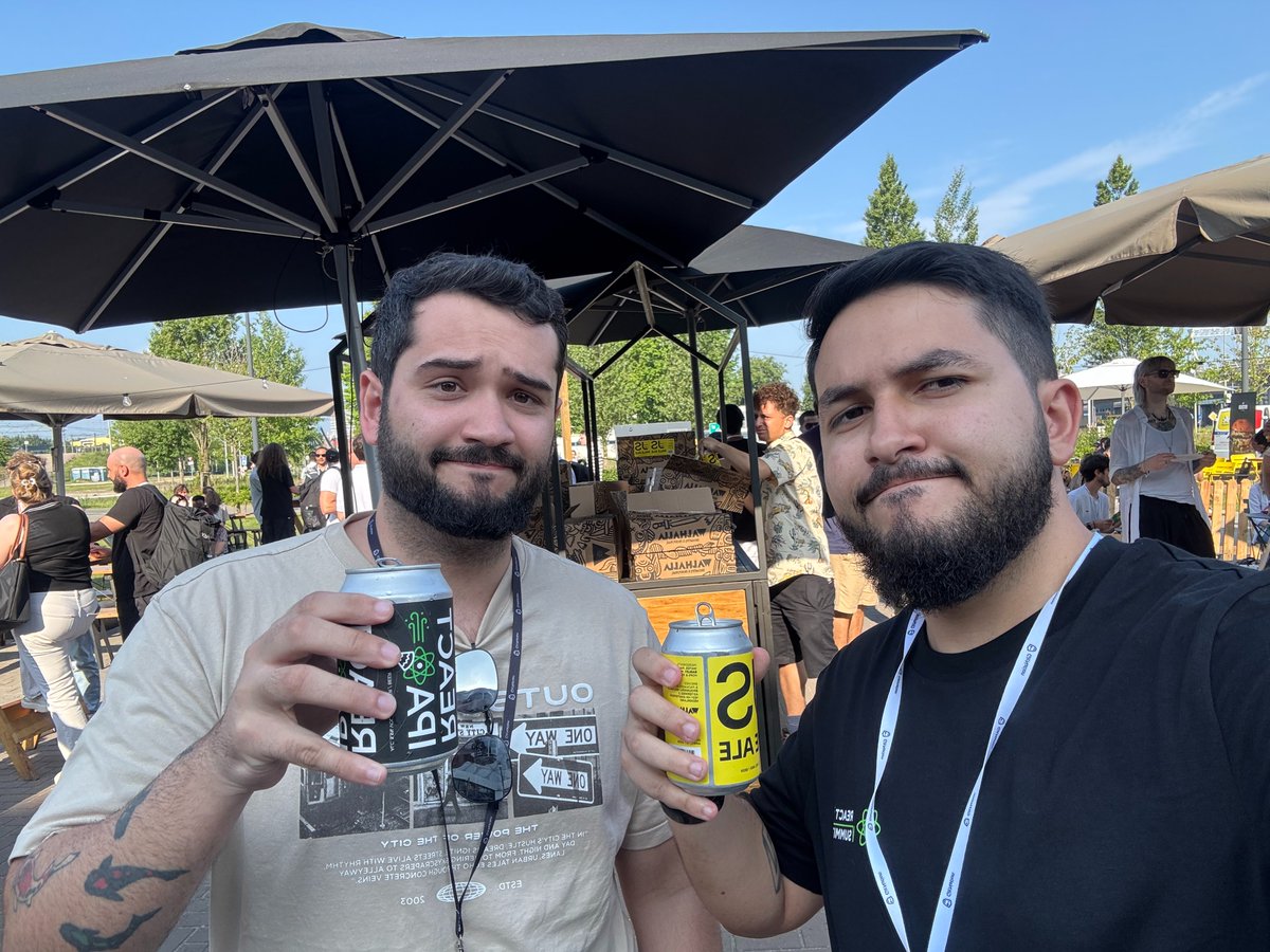 ythecombinator's tweet image. Começando Julho com gratidão por ter revisto uma galera massa de Fortal por aí durante Maio e Junho...
🇨🇿 Praga: @holyshtjoe e @bmacabeus →
🇵🇹 Coimbra: @VitorMalencar (e @macabeus outra vez!) na @JNationConf →
🇳🇱 Amsterdã: @tsirlucas no @ReactSummit
#deFortalezaParaOMundo…
