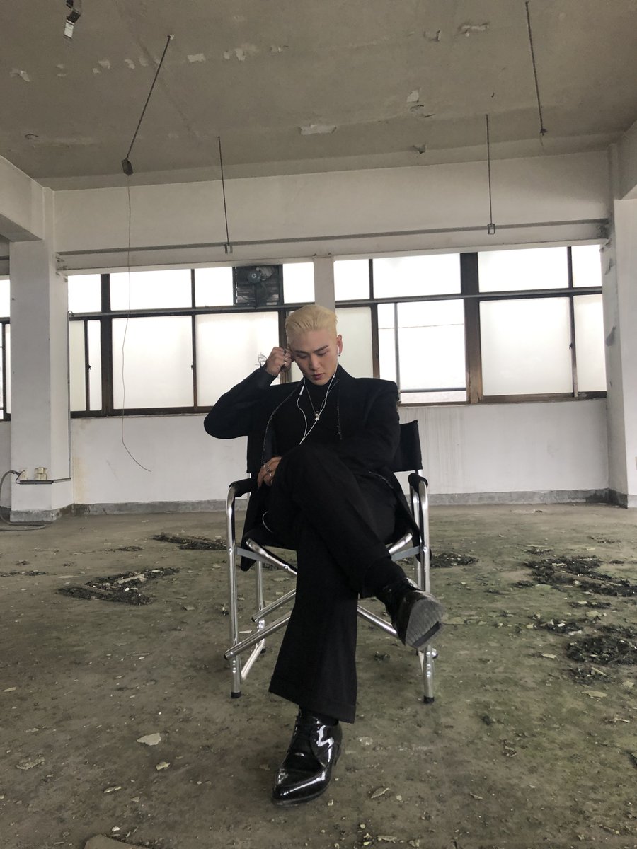 백호(BAEKHO) tweet media